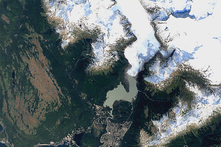 Image of Mendenhall glacier in 2016