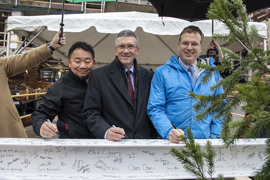 topping off ceremony