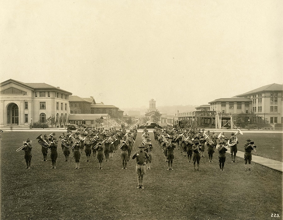 Image of military band