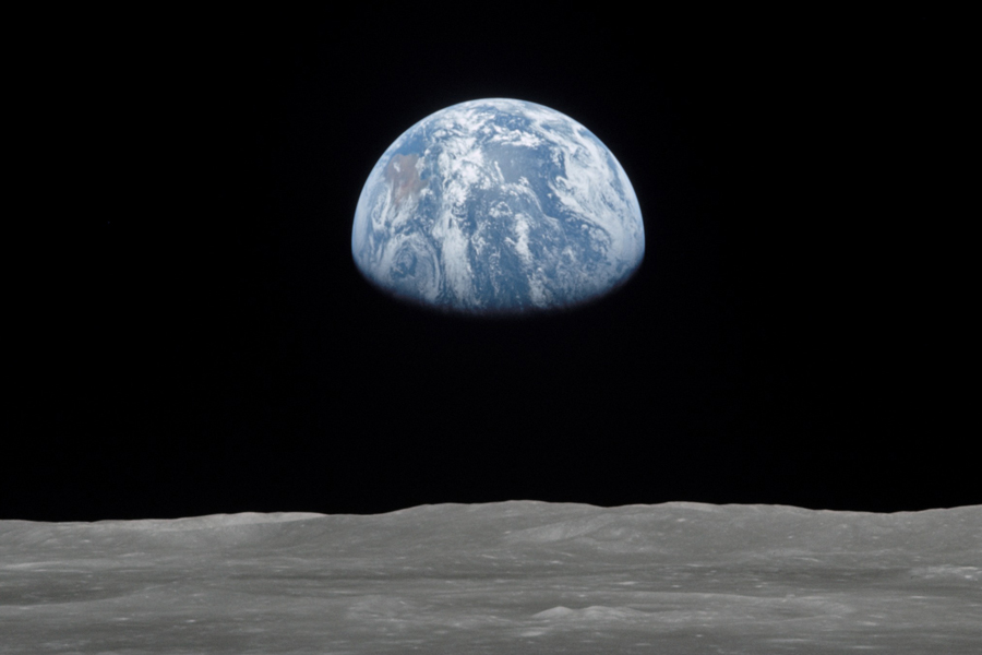 Image of Earth from the moon