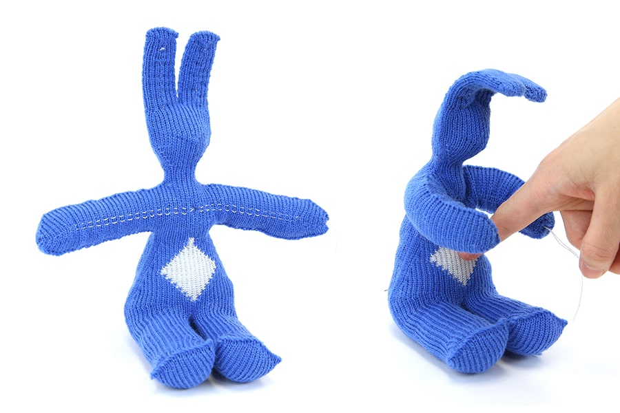knitting-robots-900x600-min.jpg