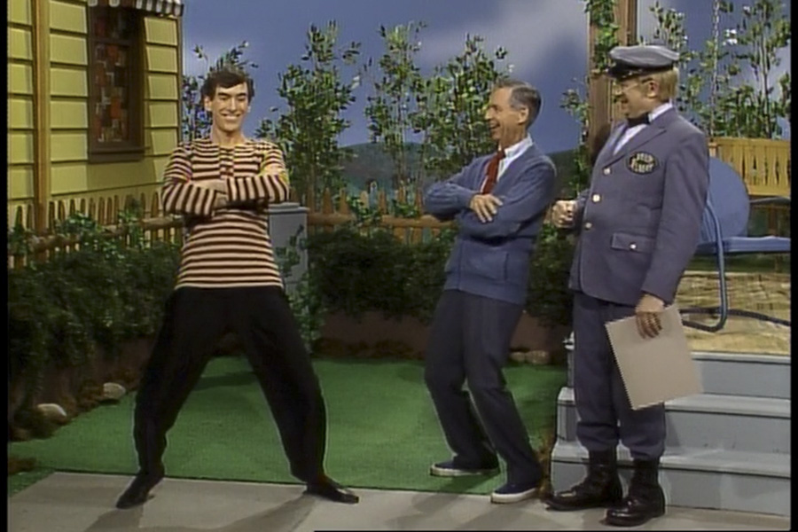 mister-rogers-neighbors-900x600-10.jpg