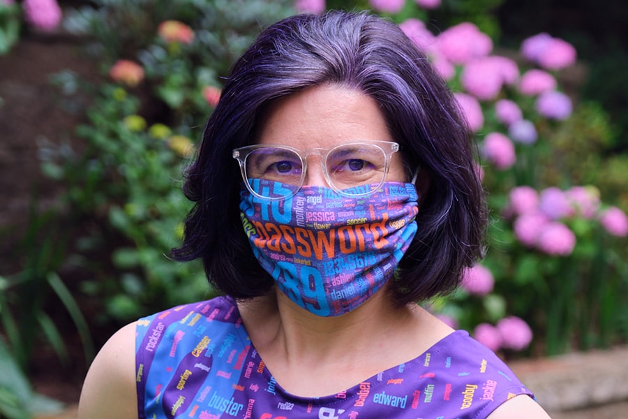 facial-covering-makers-cranor-900x600-min.jpg