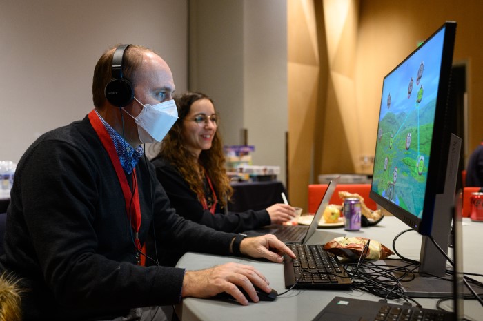 An image of brainplay conference participants playing computer games.