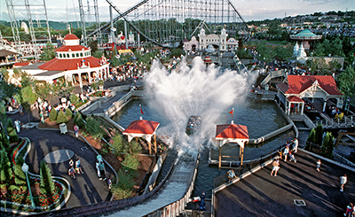 Aerial picture of Kennywood, with amusement rides and rollercoasters