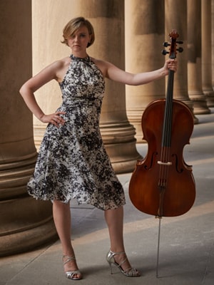 Cellist Yulia Zhukoff