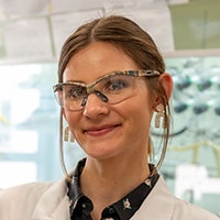 lab portrait of Karoline Eckhart