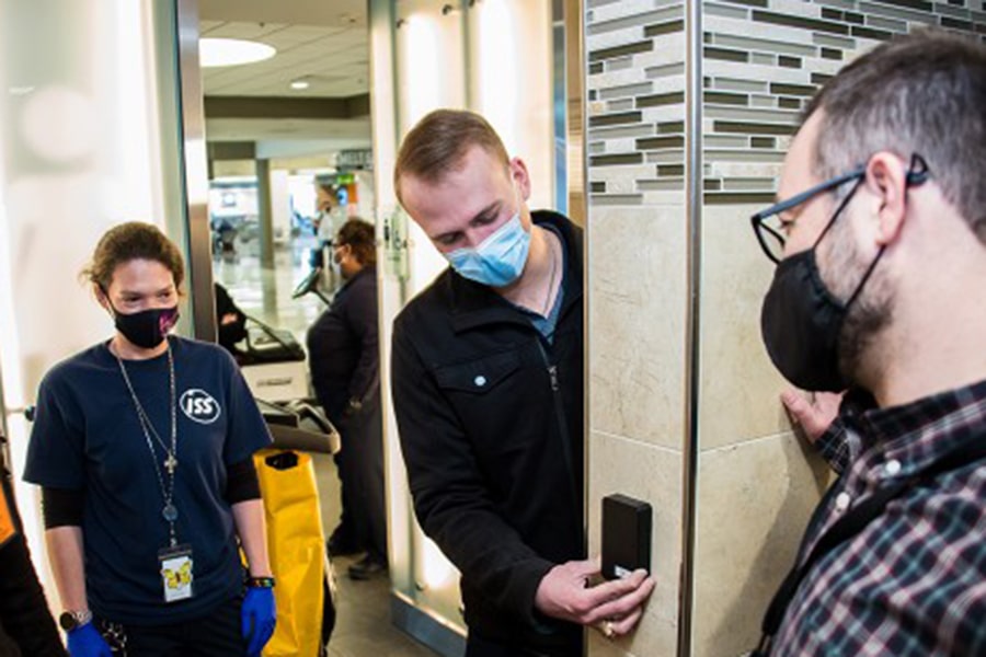 students using AI to help cleaning schedules at airport