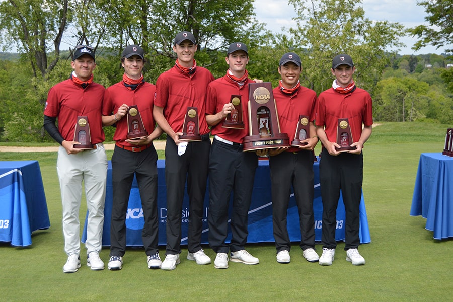 men's golf team photo