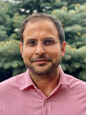 portrait of Priyank Lathwal