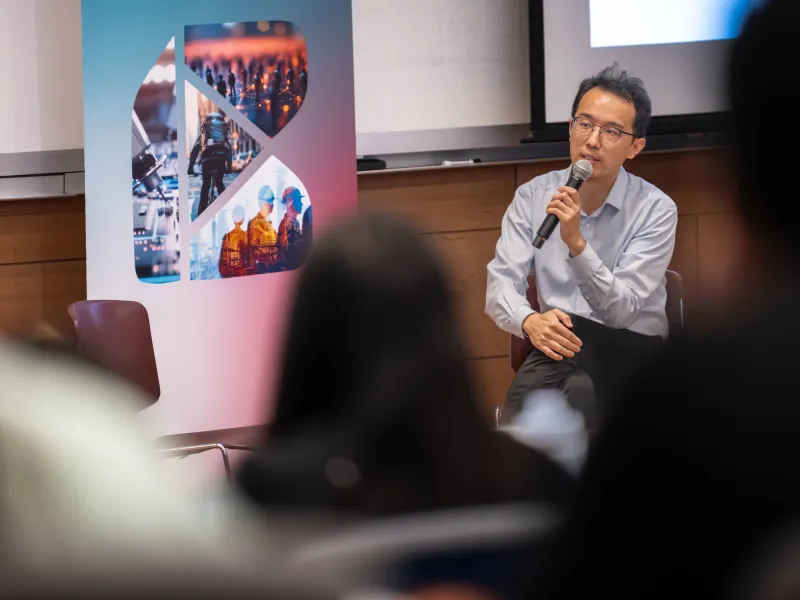 Peter Zhang presenting