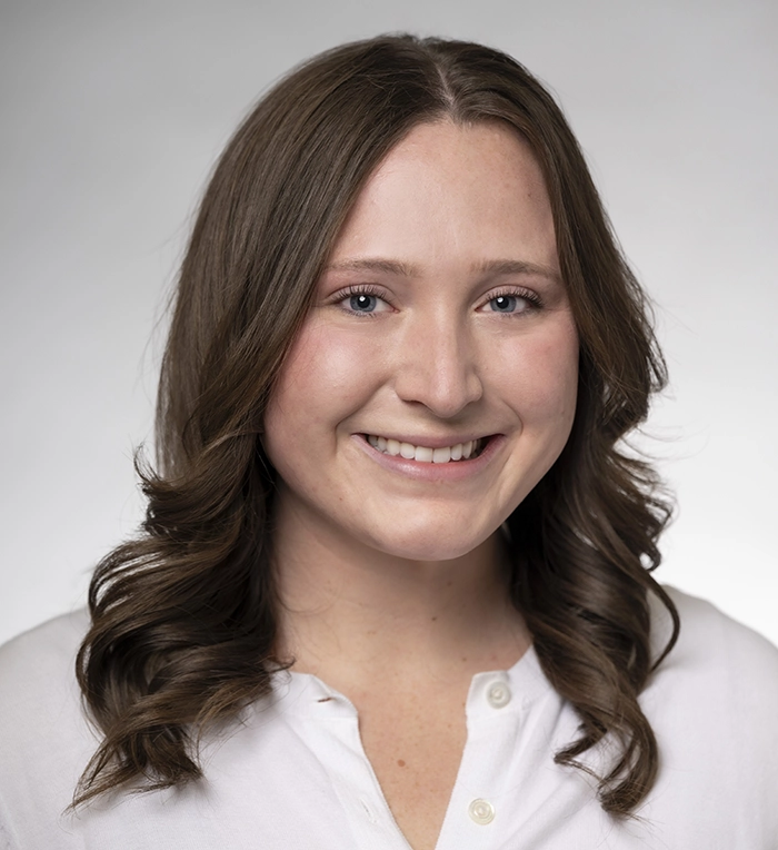 Headshot of Katie Edmundowicz