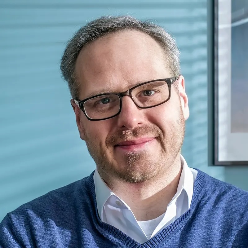 Headshot of Michael Schatz