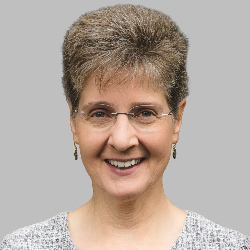 Headshot of Lois Findlay