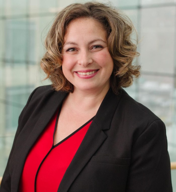 Headshot of Lauren Vereb