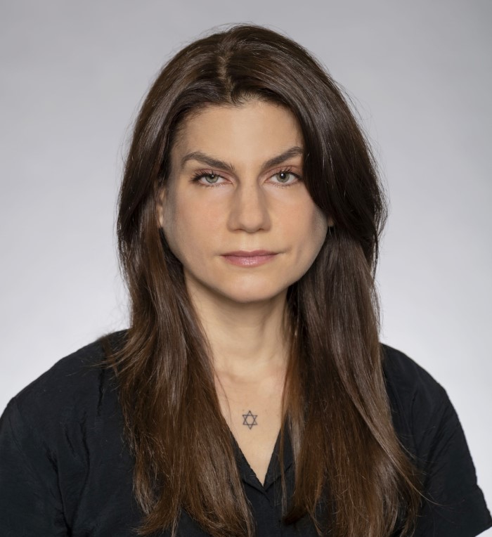 Headshot of Leah Picker