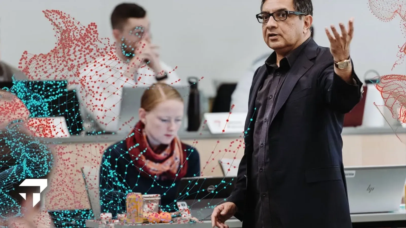 Sridhar Tayur teaching a class at the Tepper School.