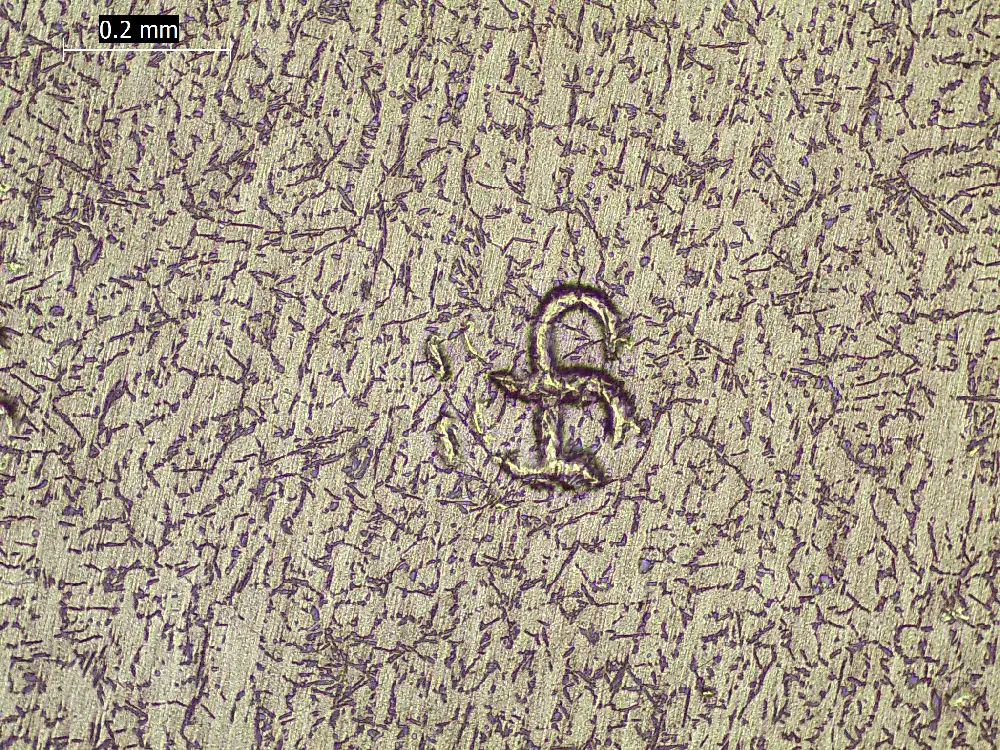 Image of an f-shaped impurity on an otherwise undisturbed surface.