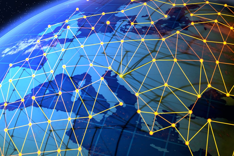 global economics course