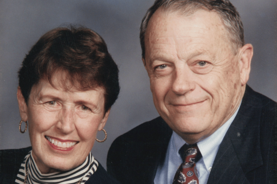 Wilson “Bill” Sick, Jr. (CIT 1955, GSIA 1957) and Mary Lou Sick’s (MM 1957) 