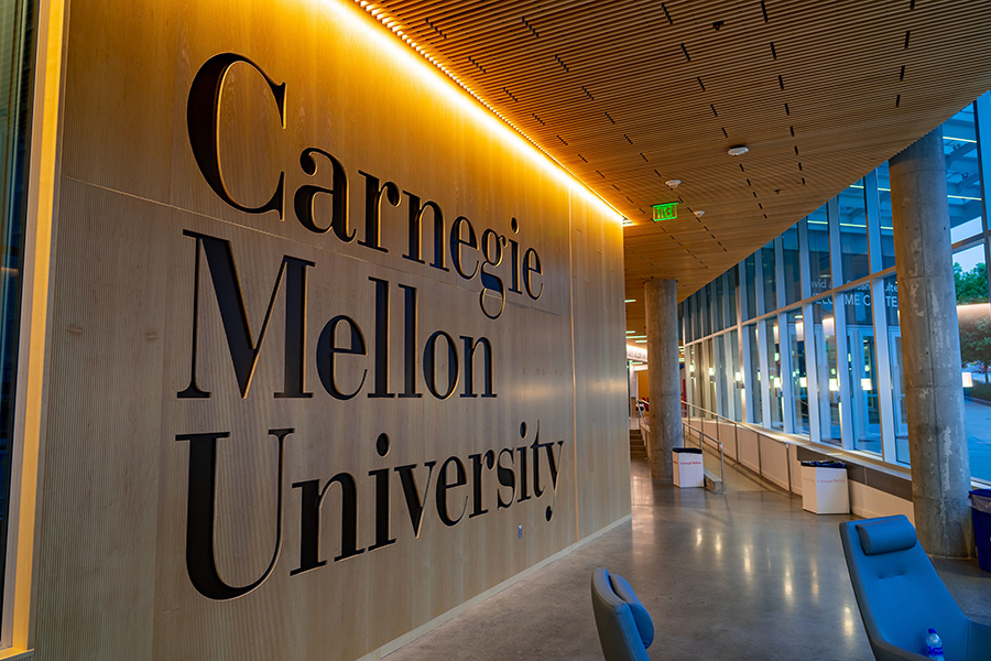 CMU welcome center in the Tepper Quad